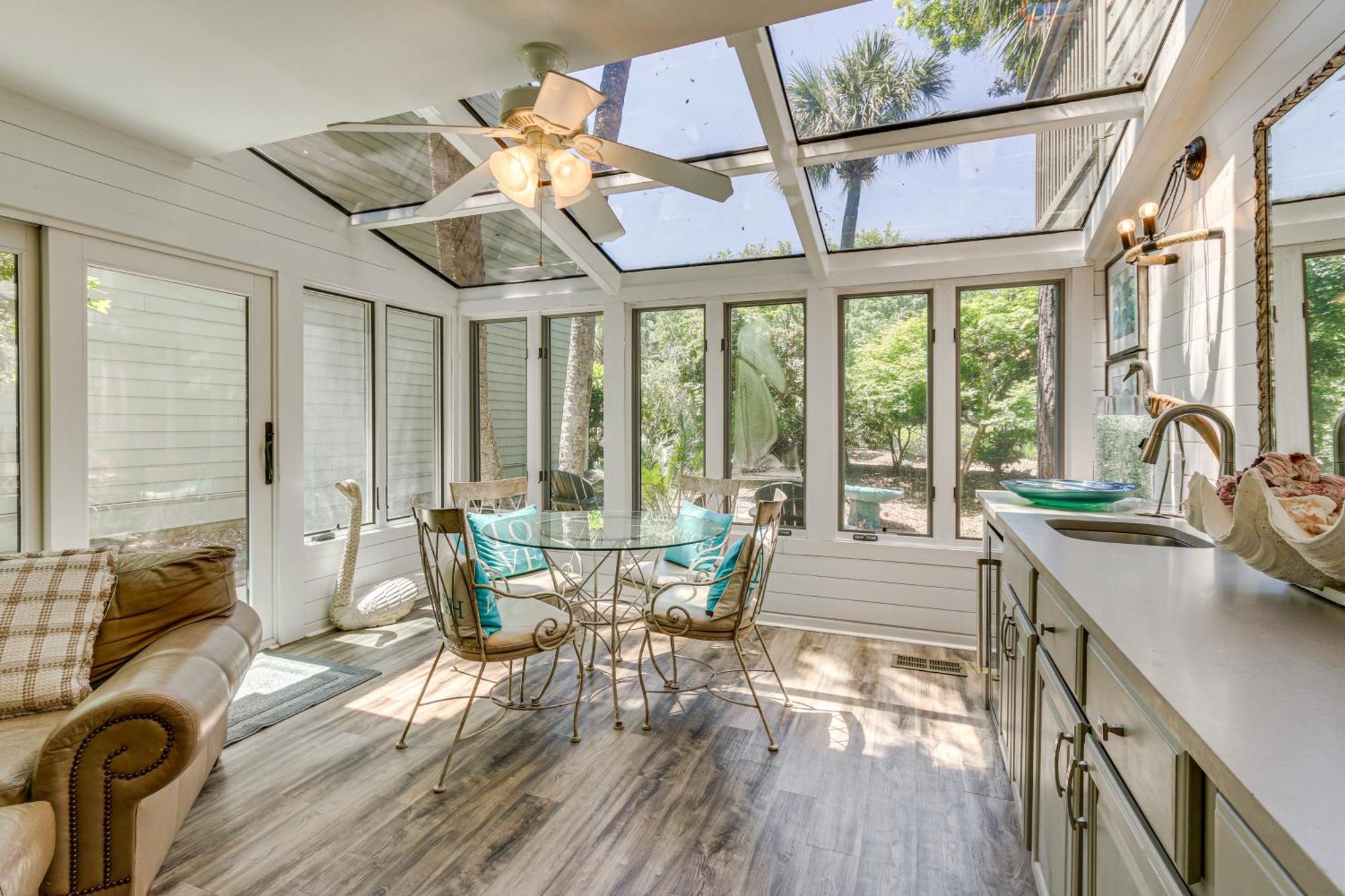 Modern Hilton Head Retreat Walk To Beach And Golf! Hilton Head Island Eksteriør billede